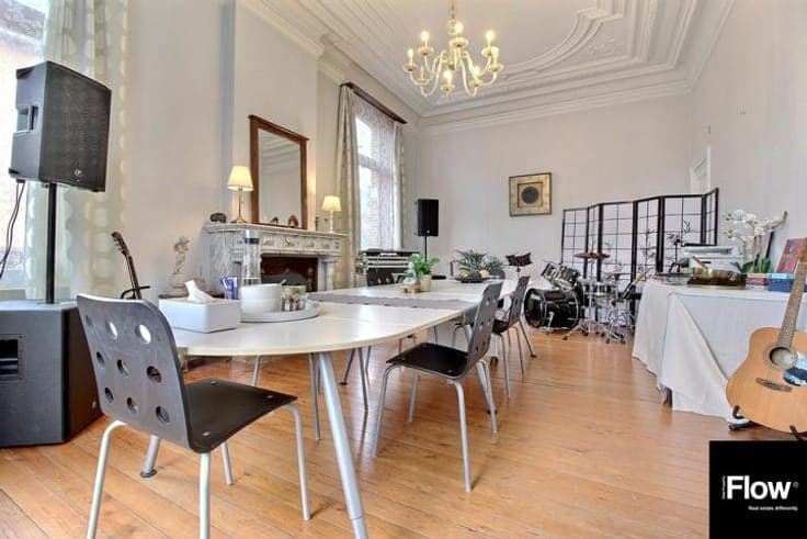 475 m² Maison de Maître in the Golden Triangle