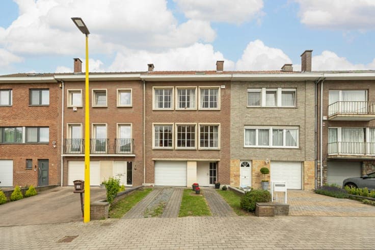 House with 3 bedrooms in a quiet neighbourhood