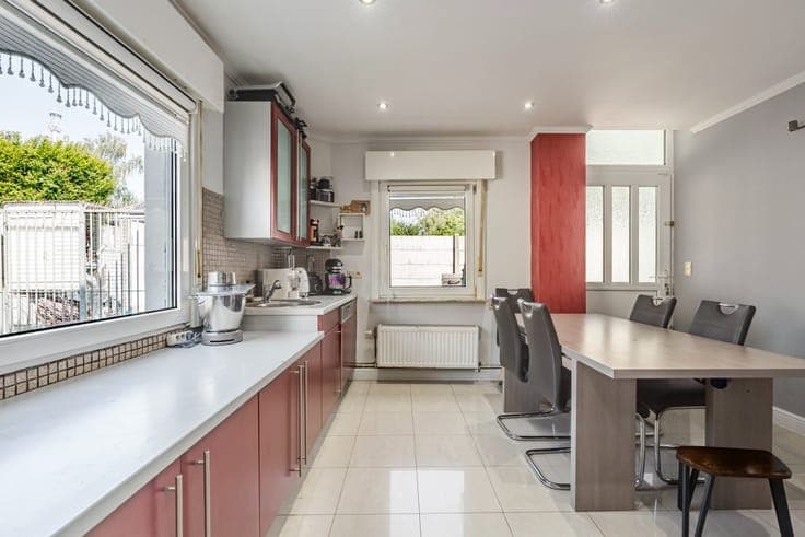 Spacious semi-detached home in Strombeek