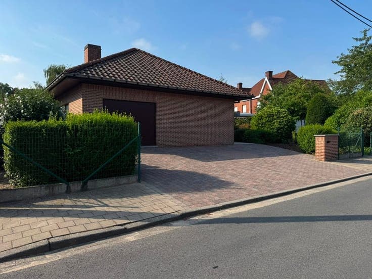 Bungalow
