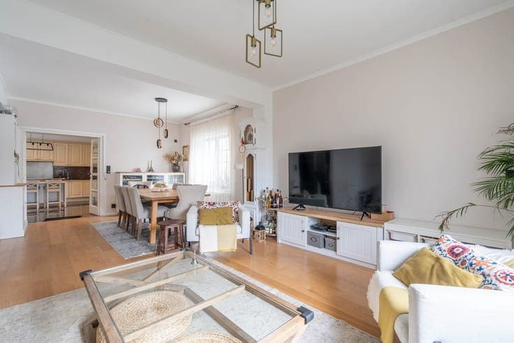 Fully renovated home with 3 living units