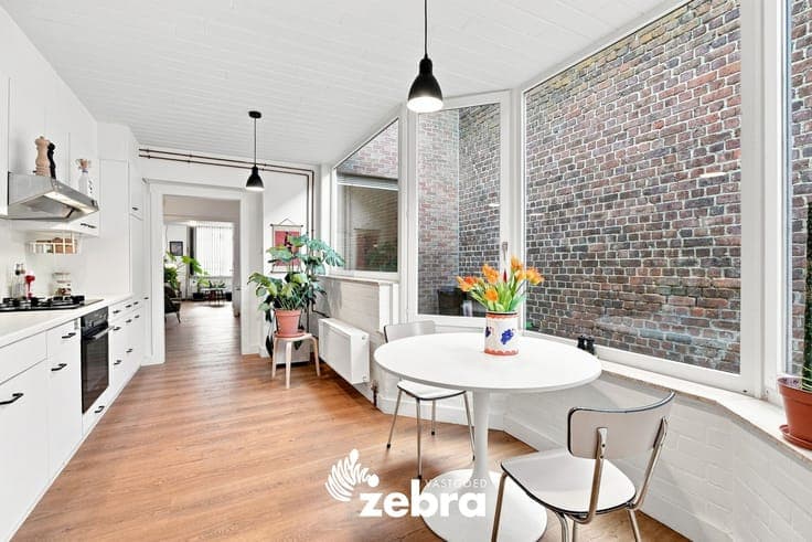 Lichtrijke gezinswoning met 4 slaapkamers en prachtige we...
