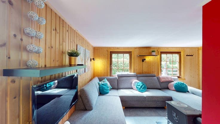 Cosy chalet with breathtaking views