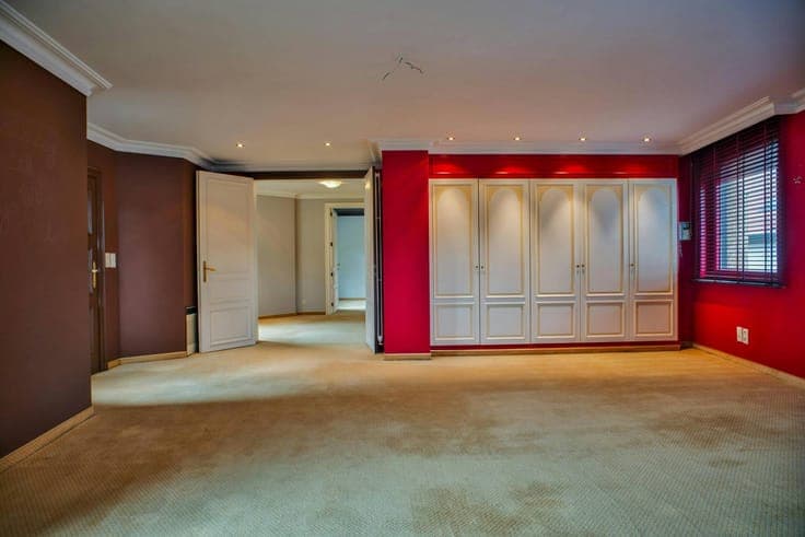 Magnificent and exclusive triplex right in the center of Ize