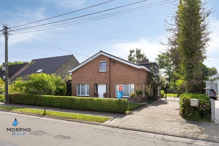 Ruime gezinswoning met 4 slaapkamers, garage en riante, p...