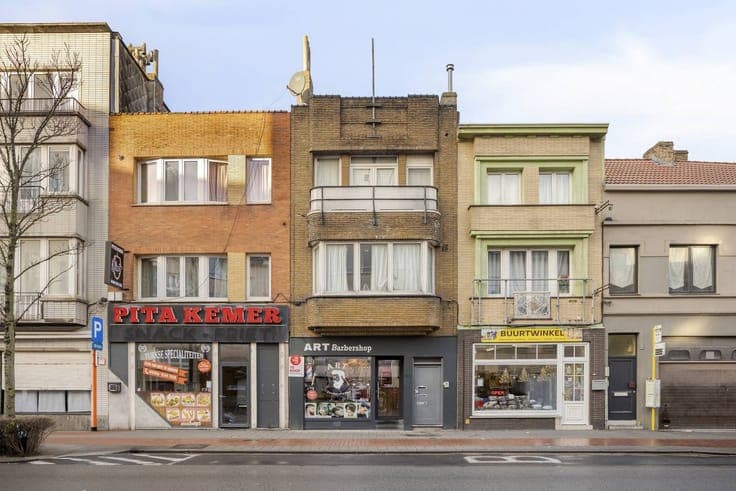 Rented commercial property (40m²) — Torhoutsesteenweg