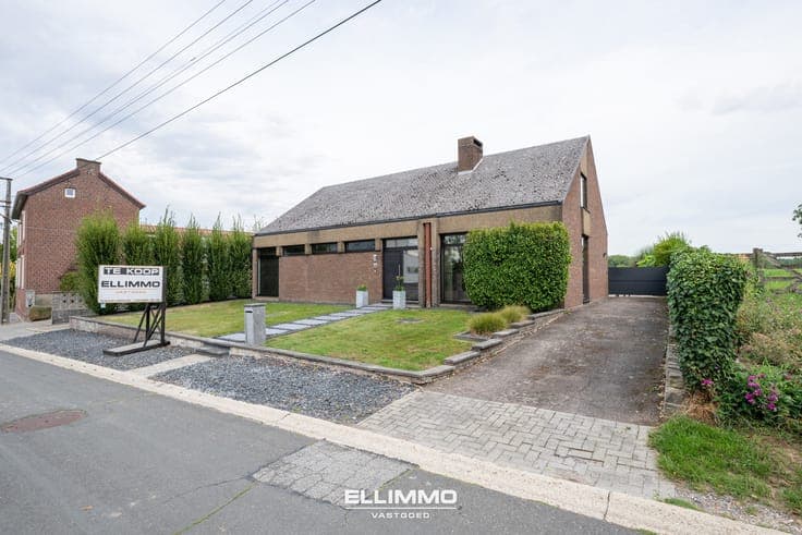House in Hoeselt