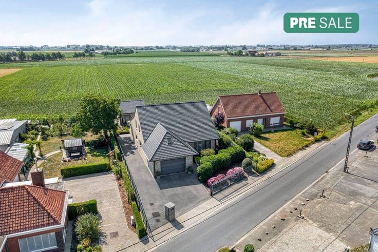 Quality villa for sale in Oostvleteren with 5 bedrooms