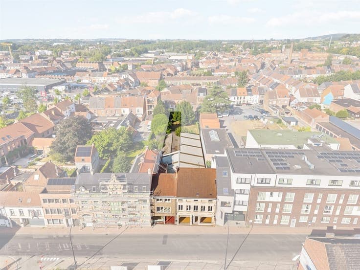 Commercially located retail space, residence, warehouse, and