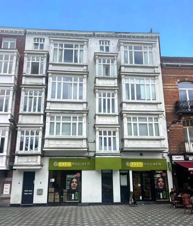 INCOME PROPERTY WITH COMMERCIAL SPACE - 2 AND 1 BEDROOM APAR
