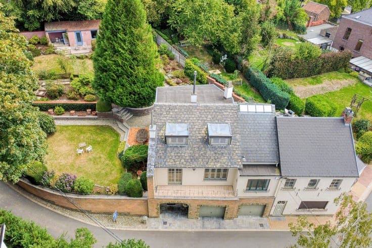 Maison villageoise de charme, jardin magnifique !