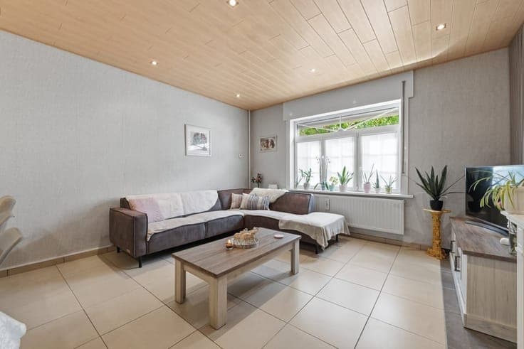 GERENOVEERDE STADSWONING IN HET HART VAN ZOUTLEEUW