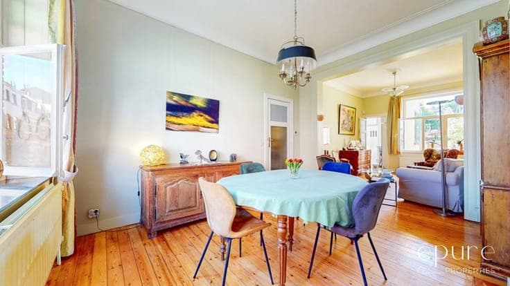 Art Deco two-family house, 4 BR + study, 155 m² S-(E) garden