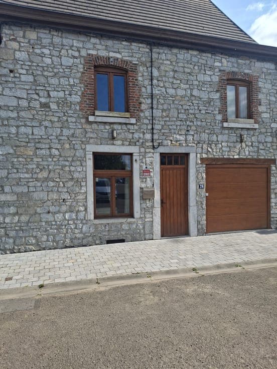 House in Fosses-la-Ville