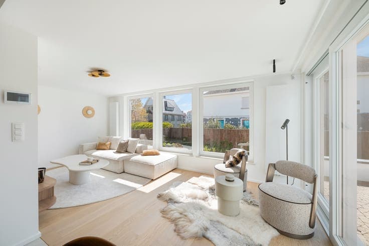 Gerenoveerde villa in de Nellenslaan, 5 slaapkamers, gara...