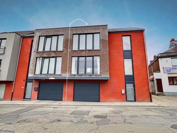 House in Courcelles