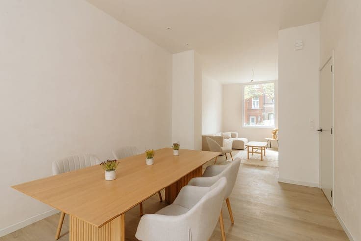 Prachtig gerenoveerde woning met 3 slaapkamers en tuin