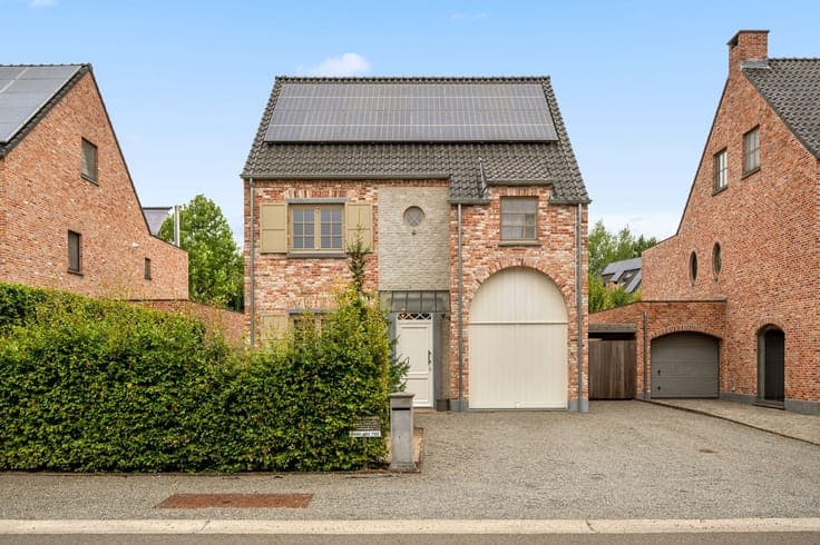 Charmante vrijstaande woning in landelijke stijl met 5 sl...