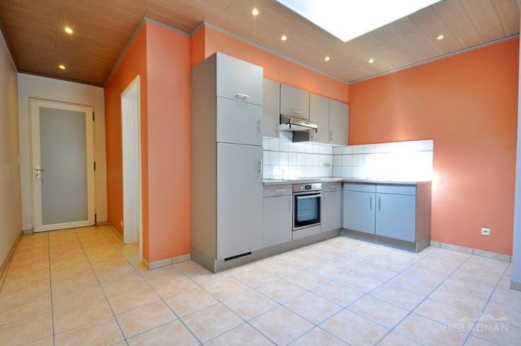 Instapklare woning met tuin te Ronse