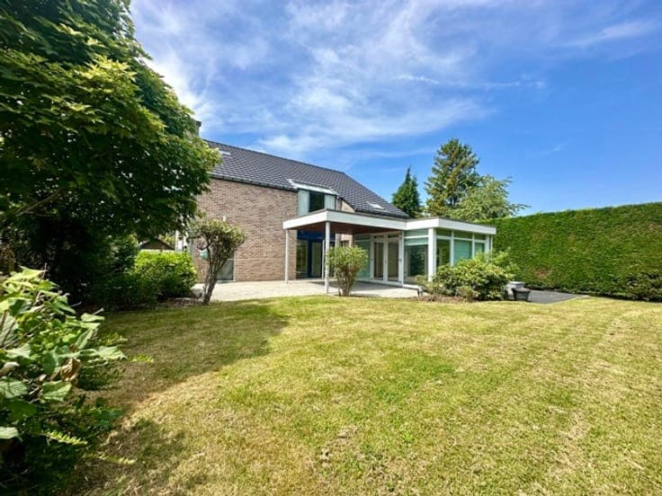 House in Mons