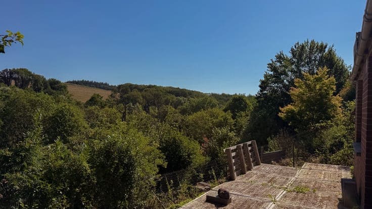 4-bedroom house with a splendid view of the valley