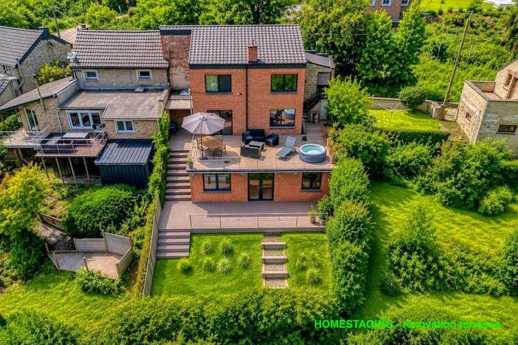 4-bedroom house with a splendid view of the valley