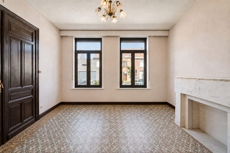 Karaktervolle woning met 3 slpk & tuin - veel potentieel!