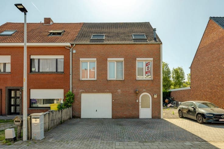 House in Ravels