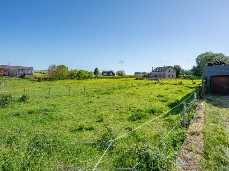 Detached house with approved holiday let in Bellefontaine