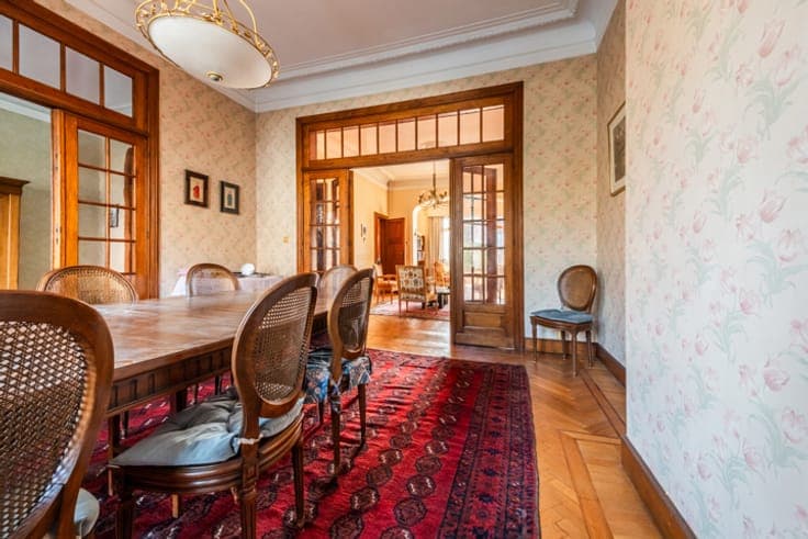 Magnificent townhouse with timeless charm
