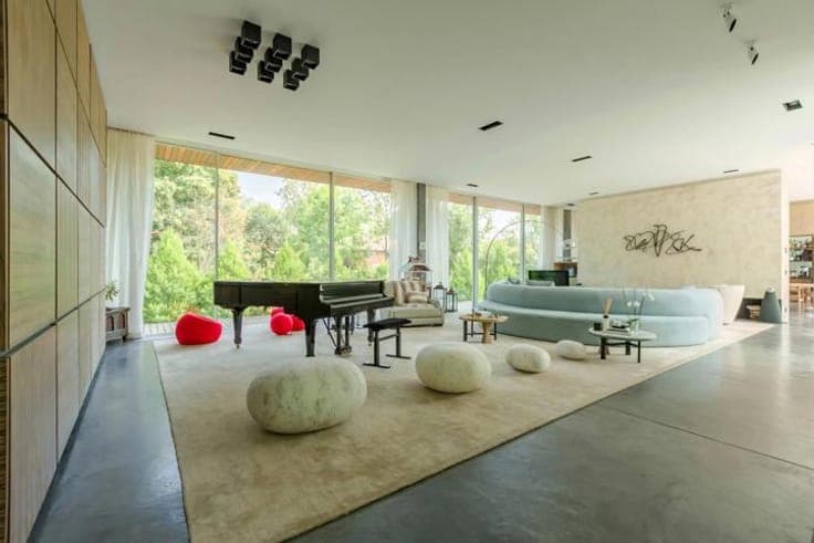 Exceptional villa in the heart of nature in Prince d’Orange