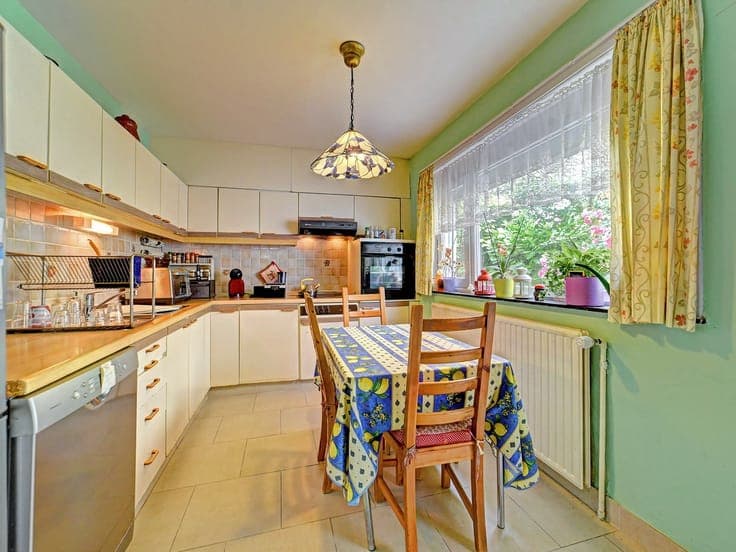4-Bedroom Home in a Sought-After Area