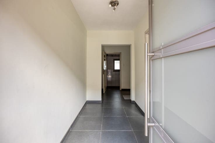 Spacious family home with 3 bedrooms, office and garden