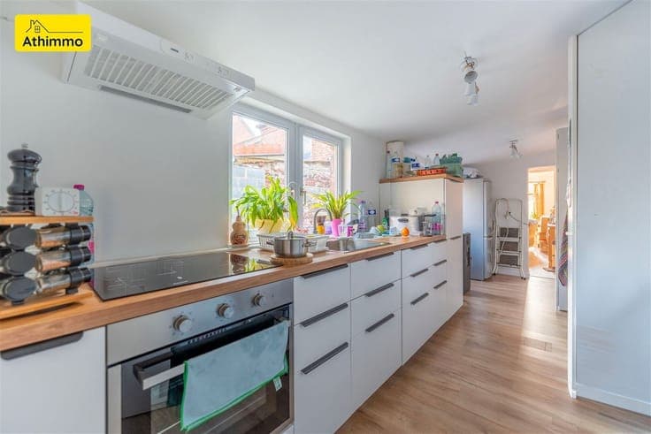 Ideal Investisseur ! Maison 2F, 2 chambres - faire offre apd