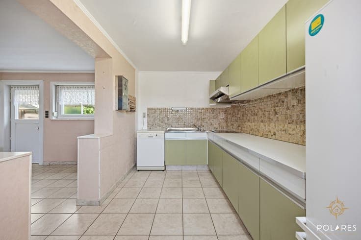 House on a spacious plot in a cul-de-sac