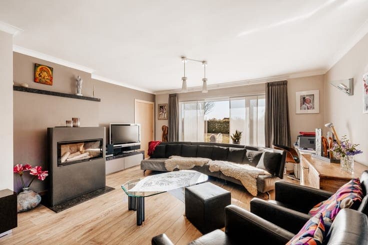 Landelijke woning te Alveringem, vergund voor residentiee...