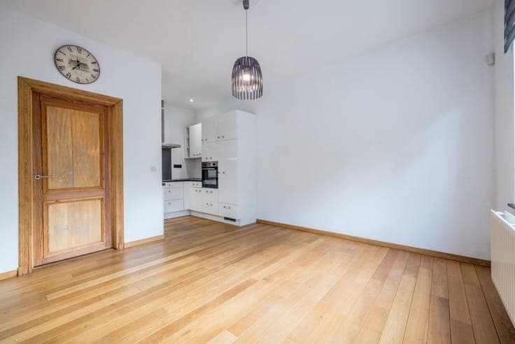 House, 3 bedrooms, courtyard and garage in Moha