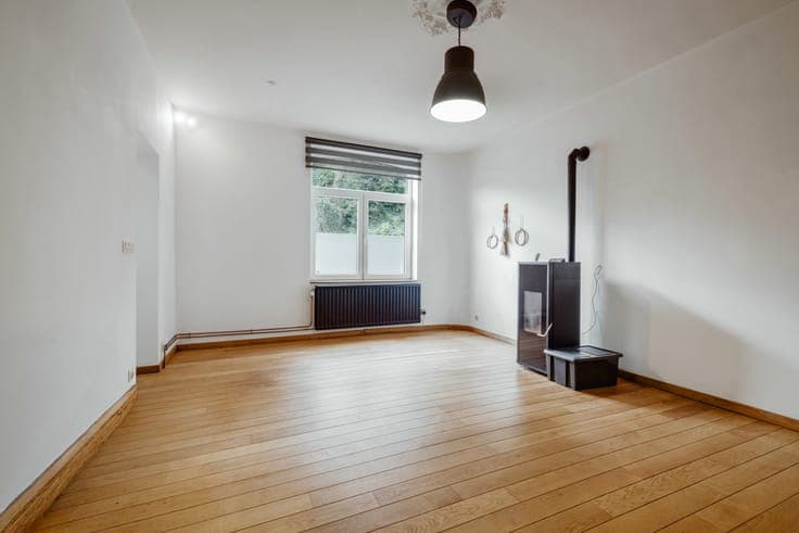 House, 3 bedrooms, courtyard and garage in Moha