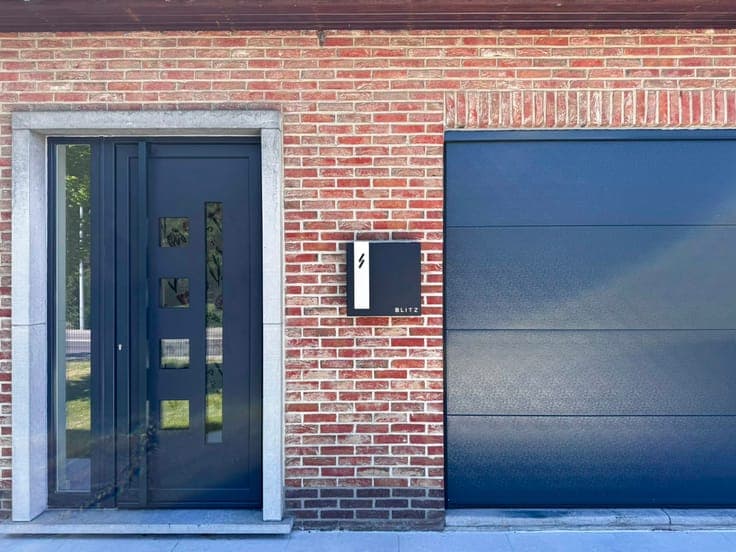 Exclusively renovated detached house in a quiet neighborhood