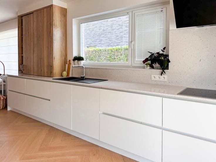 Exclusively renovated detached house in a quiet neighborhood