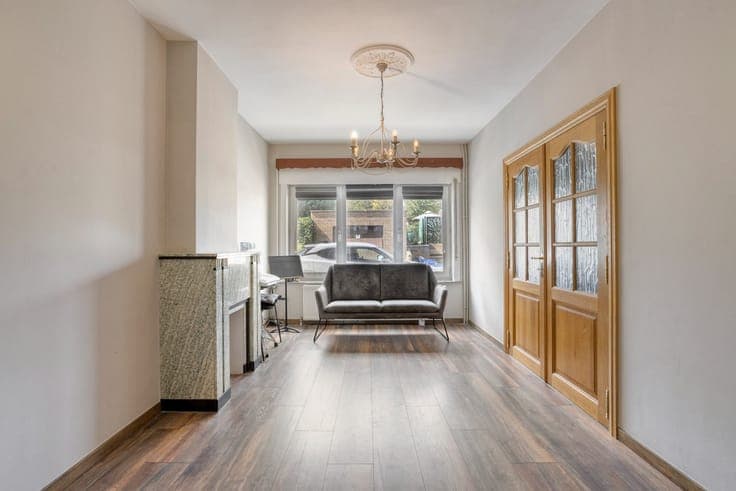 SOLIDE ENERGIEZUINIGE BURGERWONING MET 4 SLAAPKAMERS EN TUIN