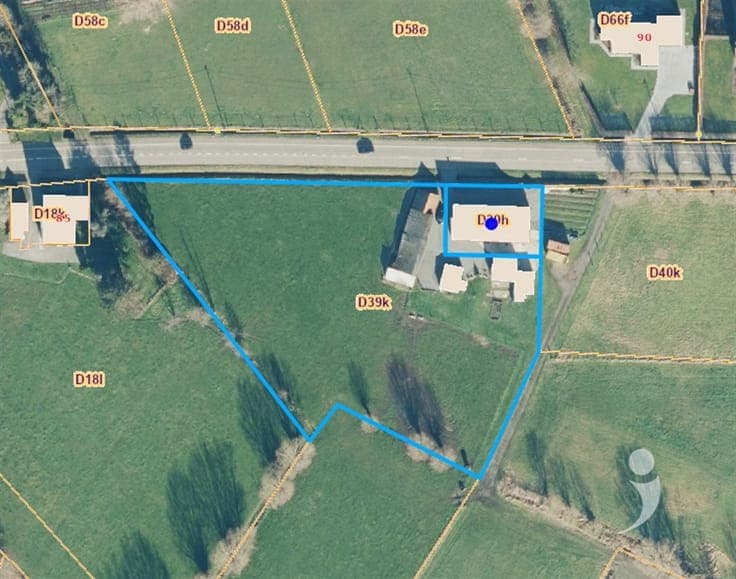 Unieke te renoveren hoeve op perceel van 68a