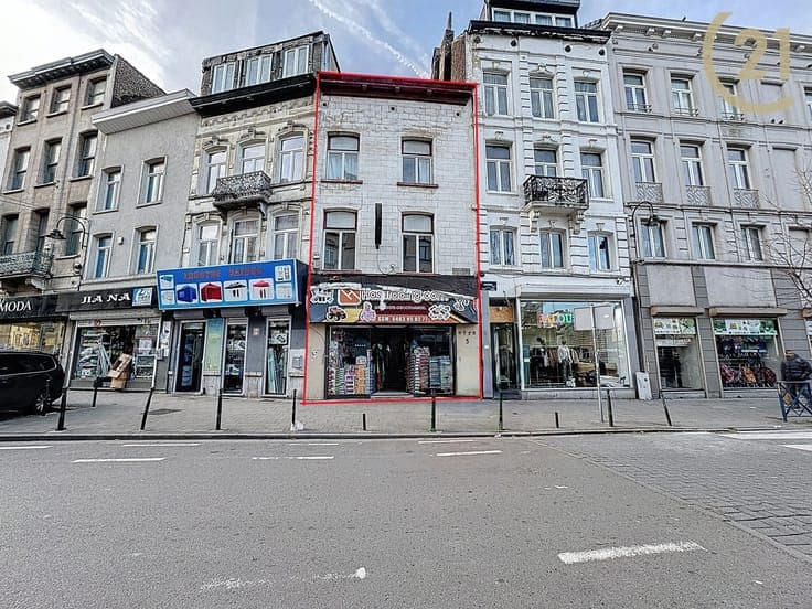 Commercial house to renovate – Heart of Brussels!