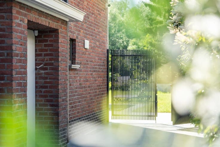 Energy Efficiently Renovated Villa, 5 Bedrooms in Dilbeek
