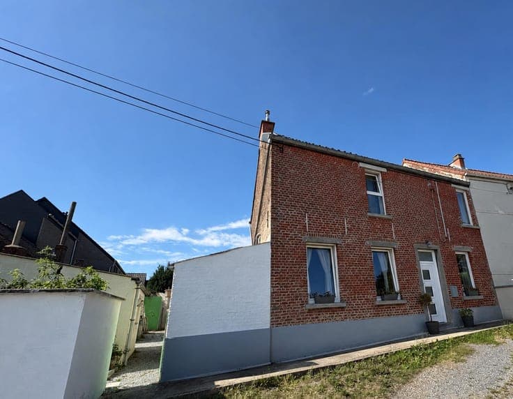 House in Pont-À-Celles