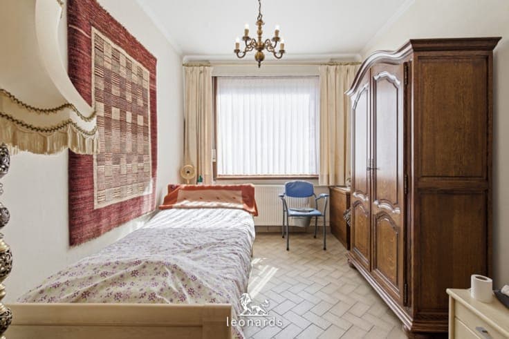 Family home with garden in a prime location in Comines