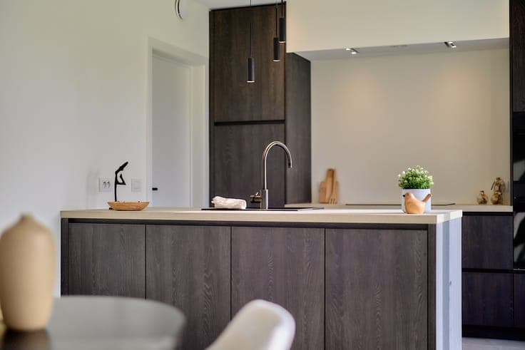 Energy-efficient new-build homes in a quiet location in O...
