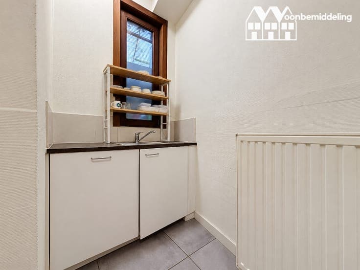 AALST: Ruime woning met 3 slaapkamers, 2 woonkamers en 2 ...
