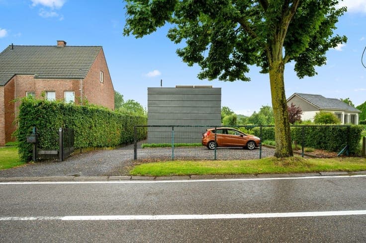 House in Landen
