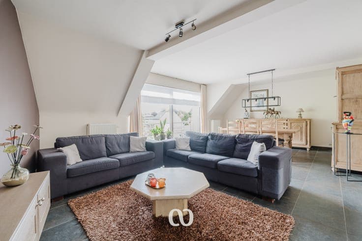 Beautifully located duplex apartment with three bedrooms an